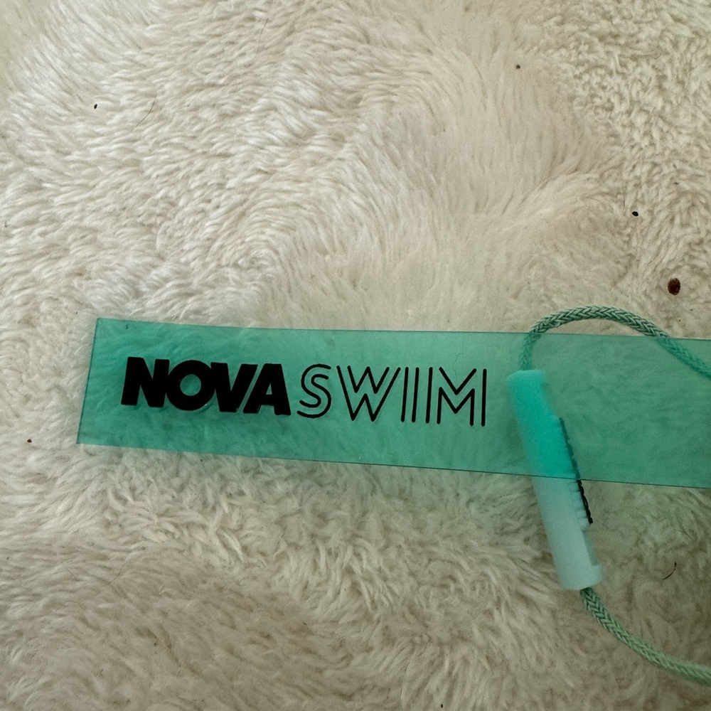 Swim suit - Picture 5 of 5